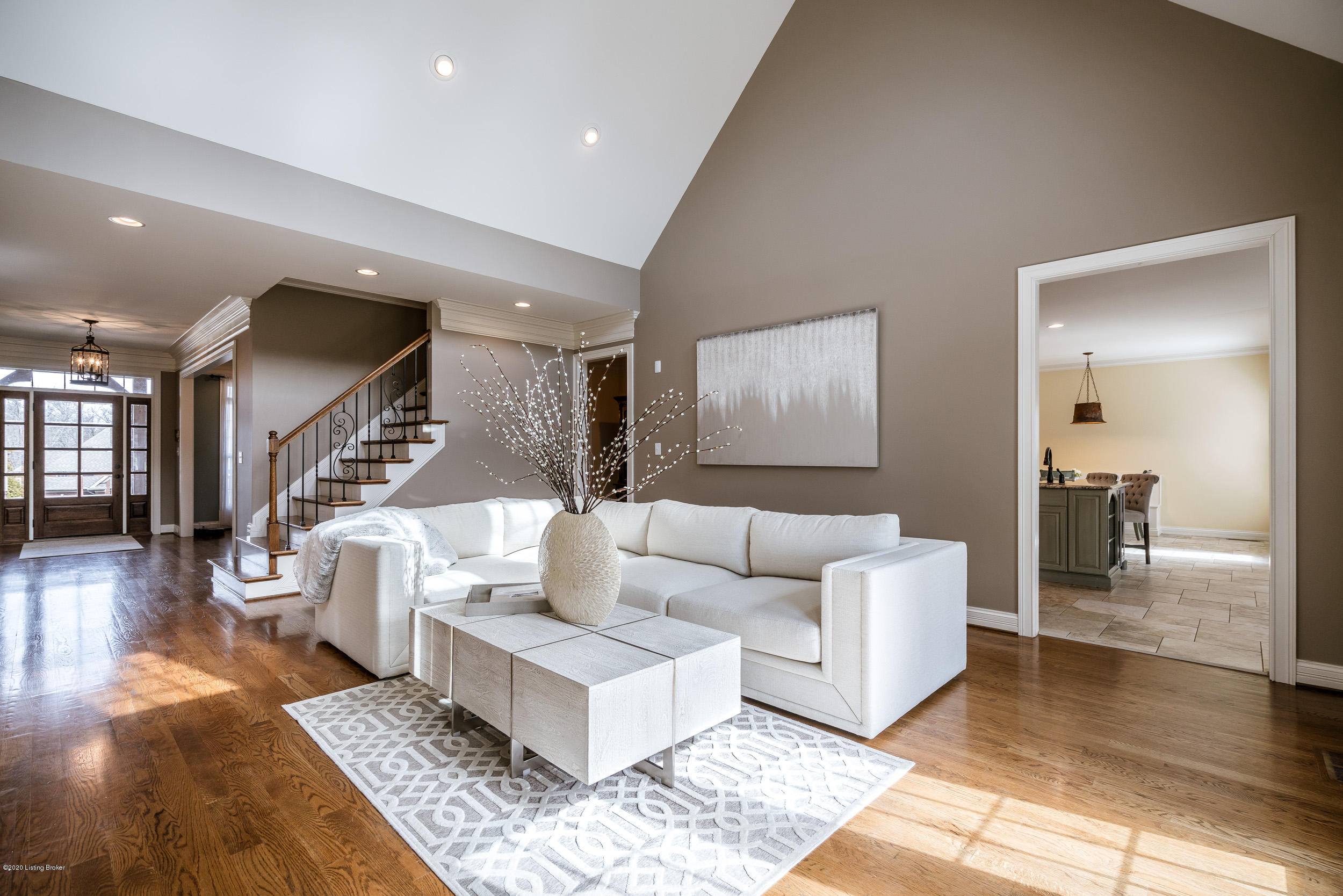 13314 Ridgemoor Drive Prospect, KY 40059 - Photo 13 of 76 Vaulted Great Room