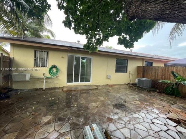 13986 Southwest 280th Terrace Homestead, FL 33033 - Photo 3 of 29
