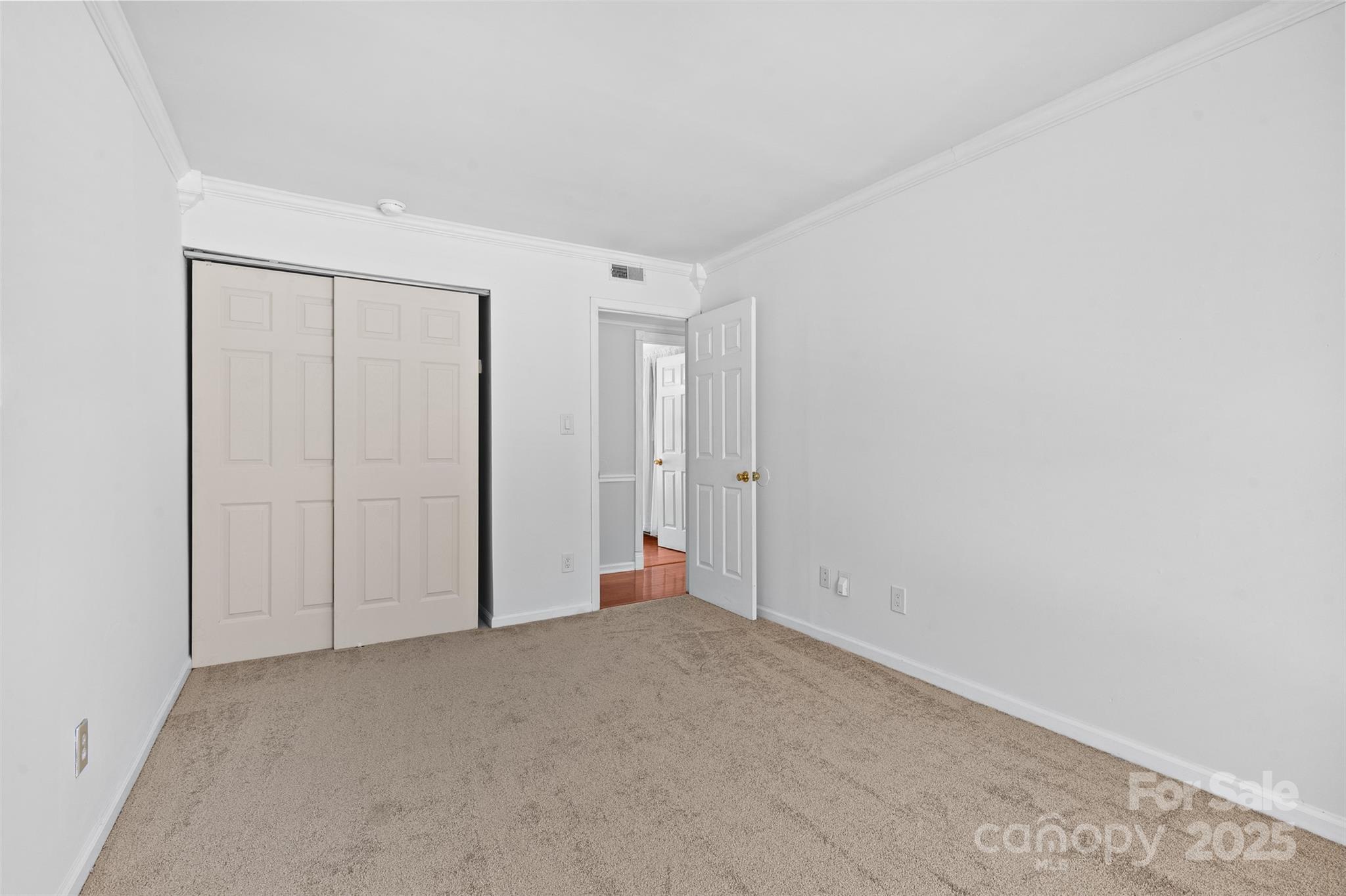 6221 Thermal Road Charlotte, NC 28211 - Photo 19 of 36