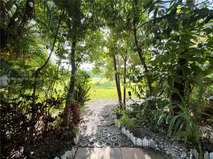 $474,000 | 1001 Three Islands Boulevard, Unit 3331, Hallandale Beach, FL 33009