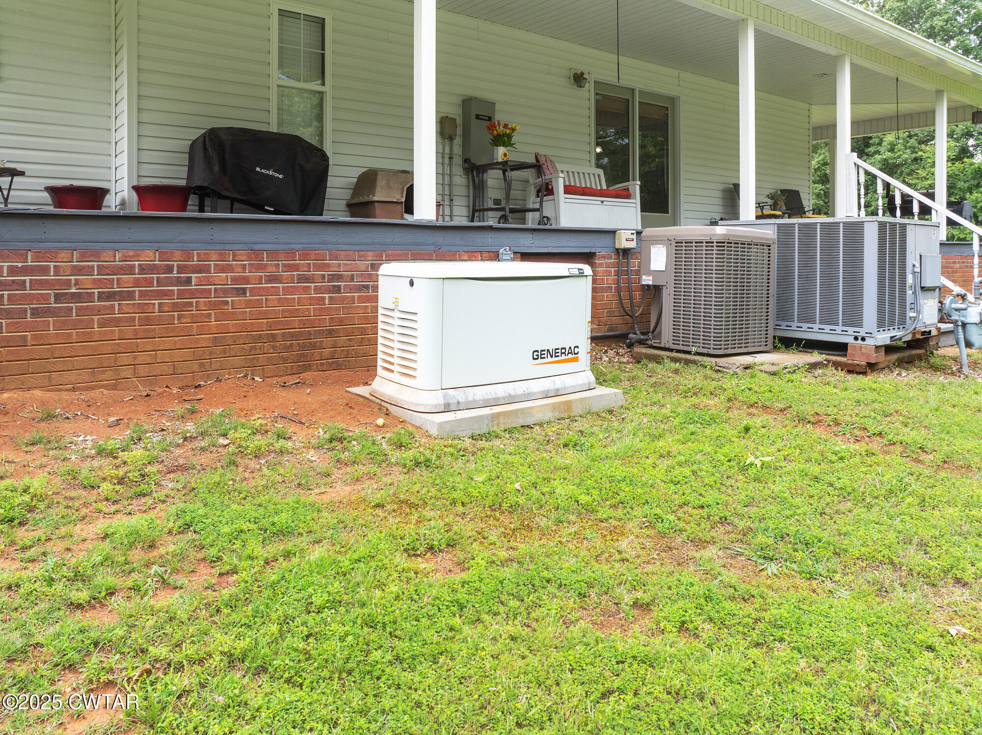 1401 Camper Road Decaturville, TN 38329 - Photo 9 of 40