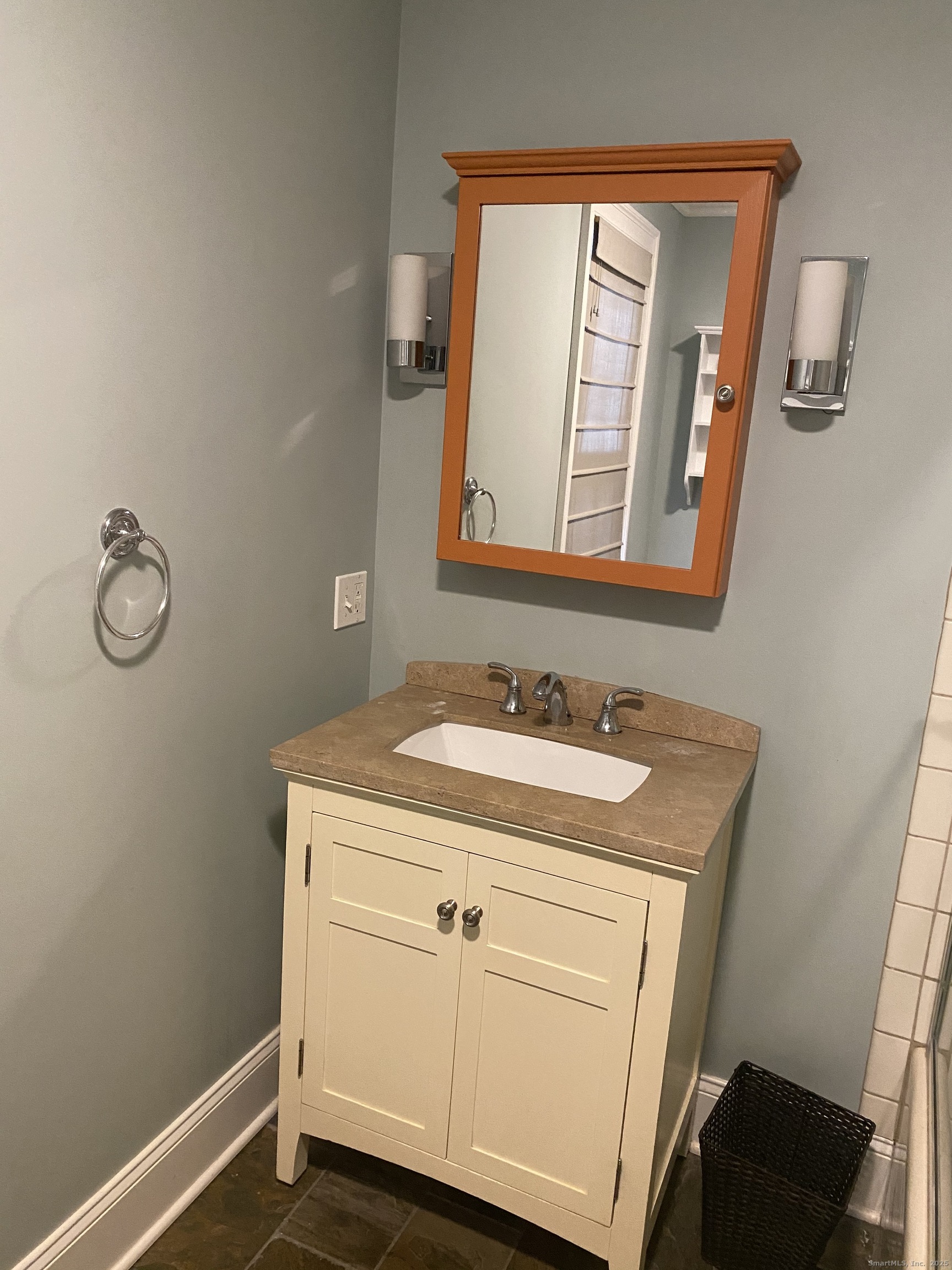 103 West Broad Street, Unit 1 Stonington, CT 06379 - Photo 12 of 15