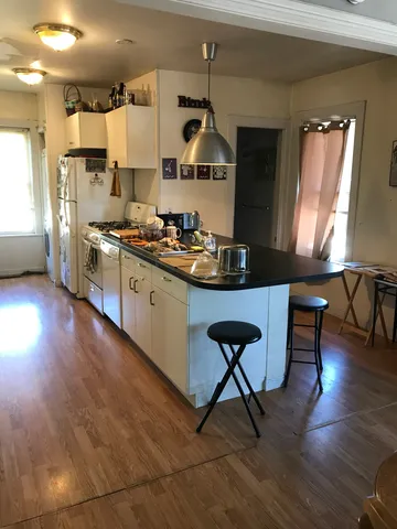 $1,950 | 103 West Broad Street, Unit 1, Pawcatuck, CT 06379