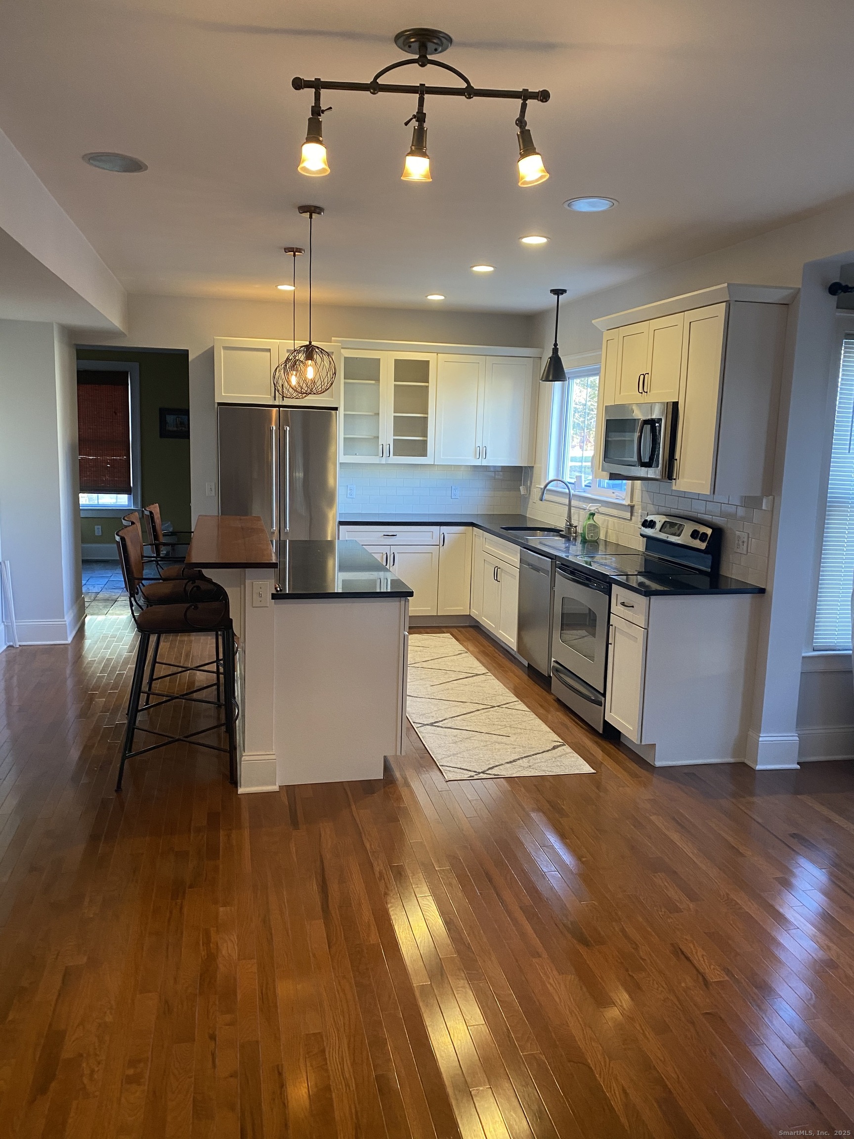 103 West Broad Street, Unit 1 Stonington, CT 06379 - Photo 3 of 15