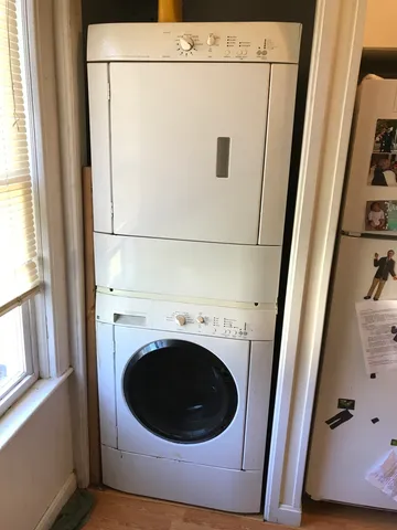 $1,950 | 103 West Broad Street, Unit 1, Pawcatuck, CT 06379