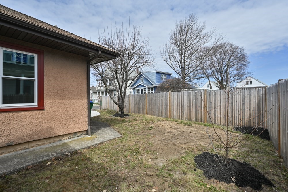 542 Riverside Avenue Medford, MA 02155 - Photo 31 of 37
