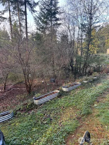 $1,800 | 4731 East Rasor Road, Belfair, WA 98528