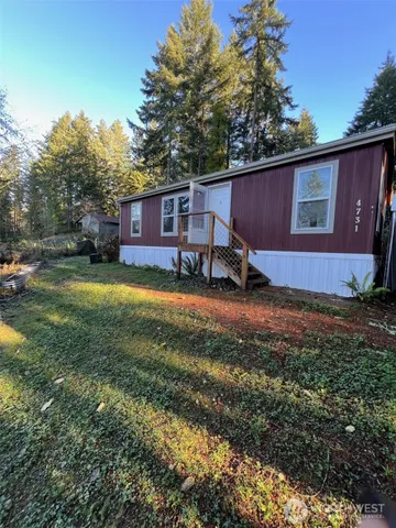 $1,800 | 4731 East Rasor Road, Belfair, WA 98528