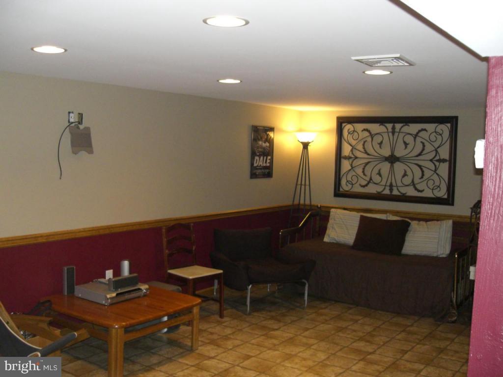 204 North Elm Street Lititz, PA 17543 - Photo 3 of 11 a living room with furniture