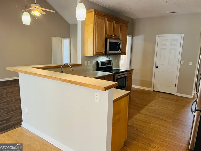 $2,595 | 50 Rock Mill Court, Senoia, GA 30276