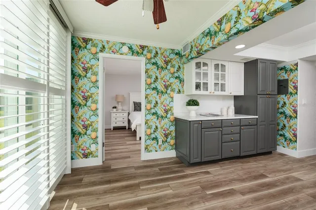 $219,900 | 5095 Bay Street Northeast, Unit 102, St. Petersburg, FL 33703