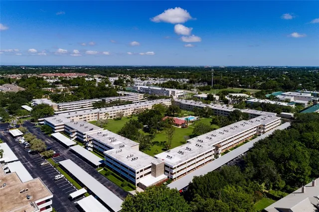 $219,900 | 5095 Bay Street Northeast, Unit 102, St. Petersburg, FL 33703