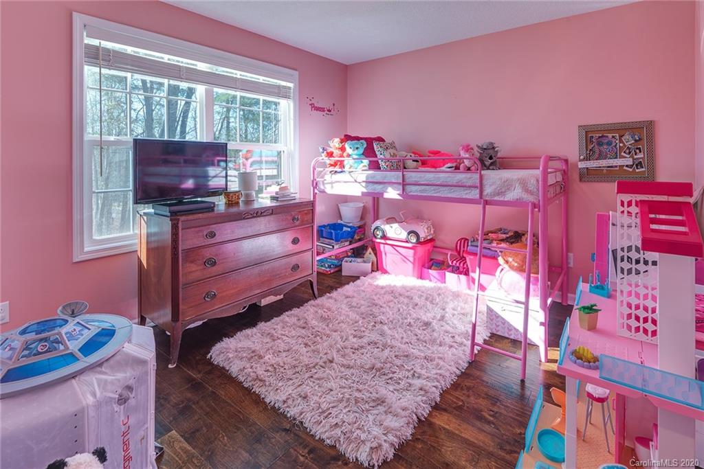 54 Parrot Road Candler, NC 28715 - Photo 17 of 25 Gallery Image 17