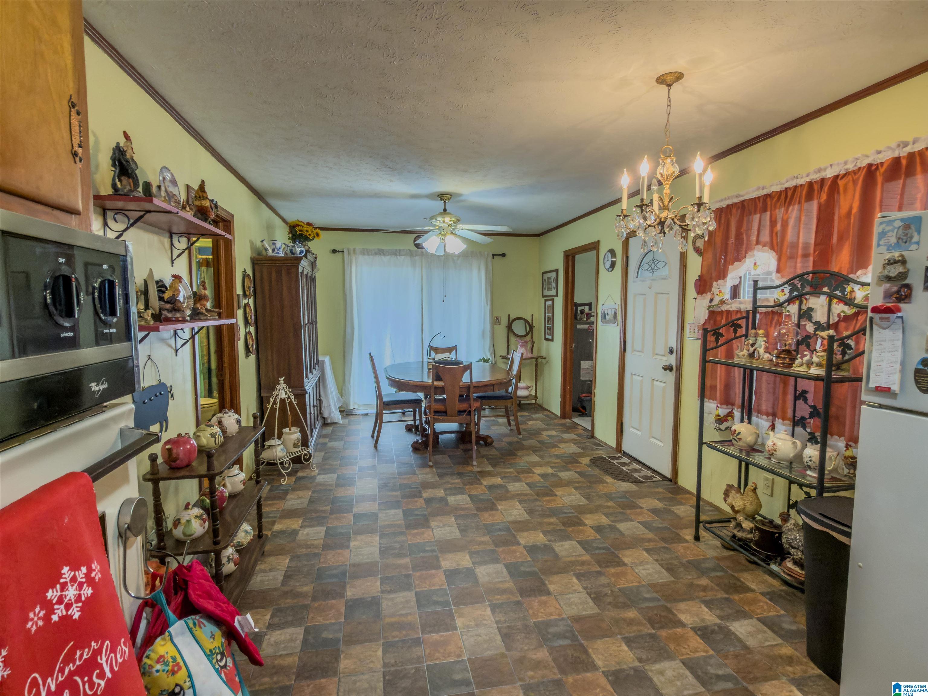 1208 Robinhood Road Gadsden, AL 35904 - Photo 4 of 23