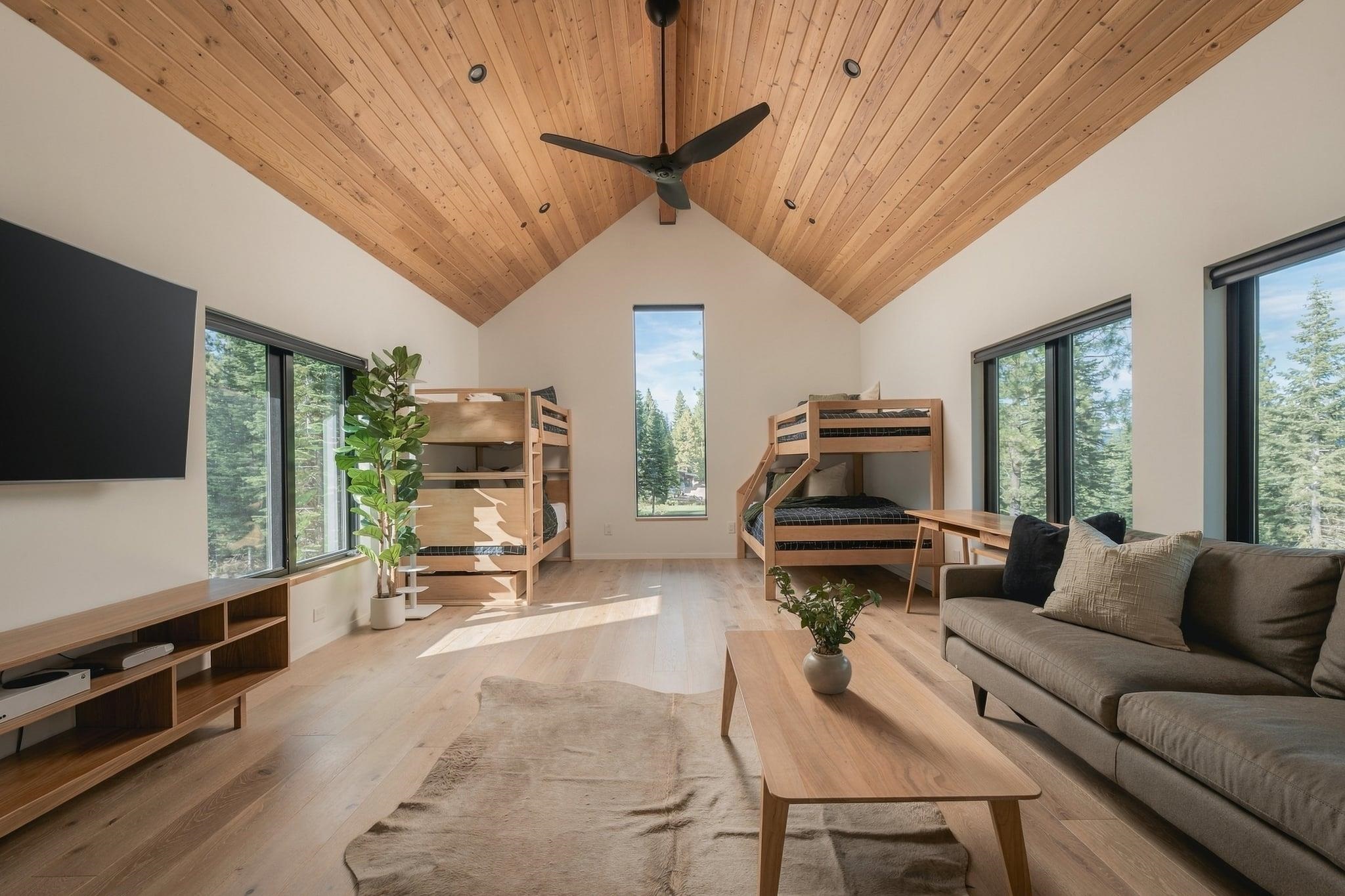 10637 Carson Range Road Truckee, CA 96161 - Photo 11 of 19 Gallery Image 11