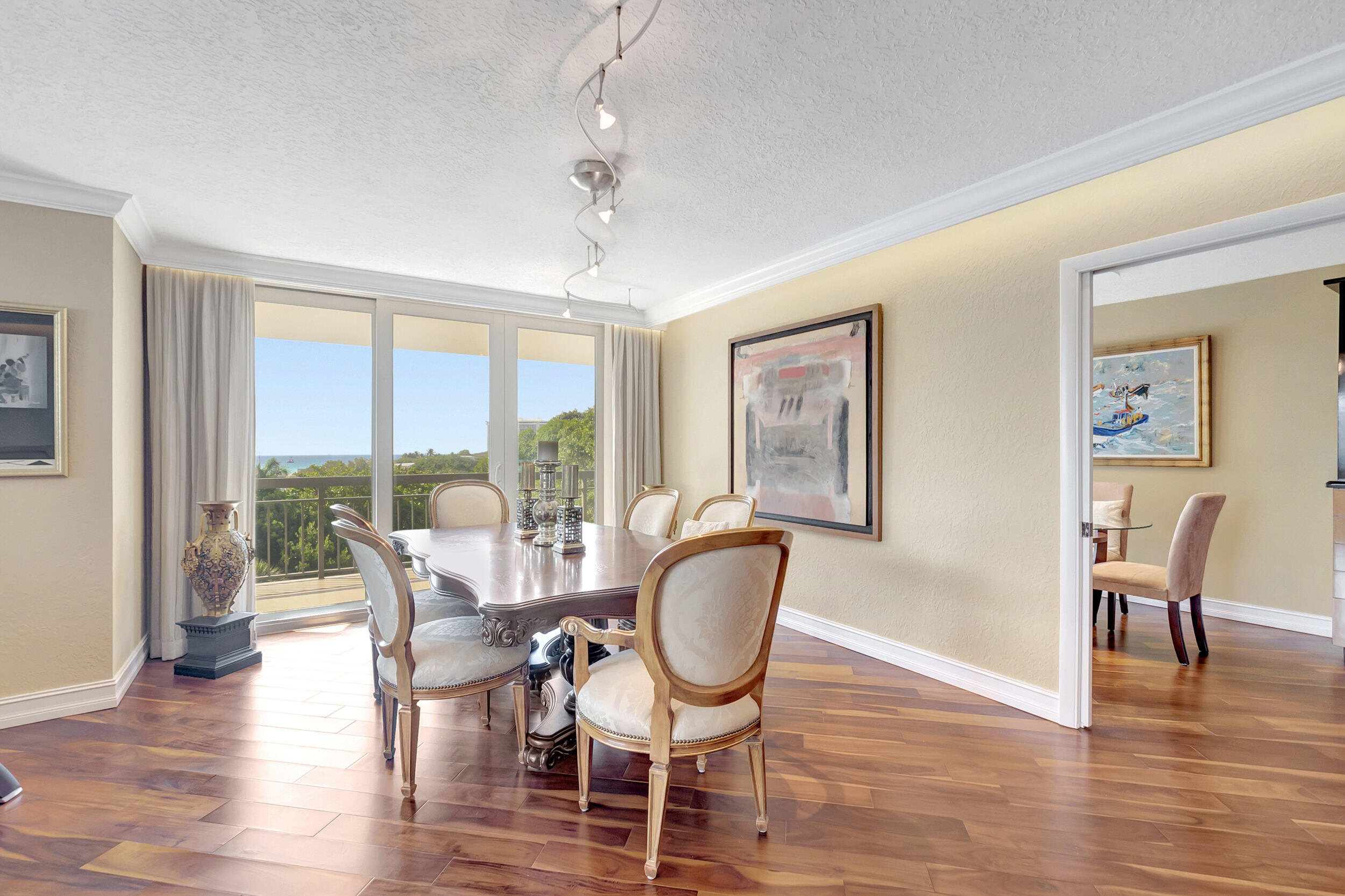 901 East Camino Real, Unit 5C Boca Raton, FL 33432 - Photo 13 of 68 DINING ROOM