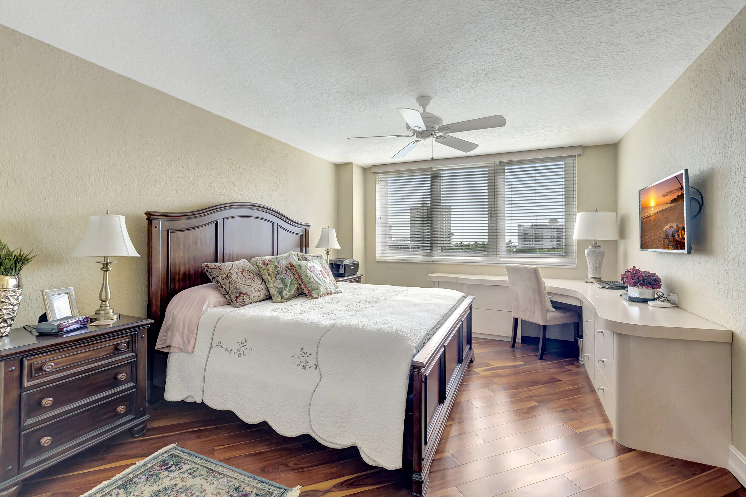 901 East Camino Real, Unit 5C Boca Raton, FL 33432 - Photo 29 of 68 GUEST BEDROOM