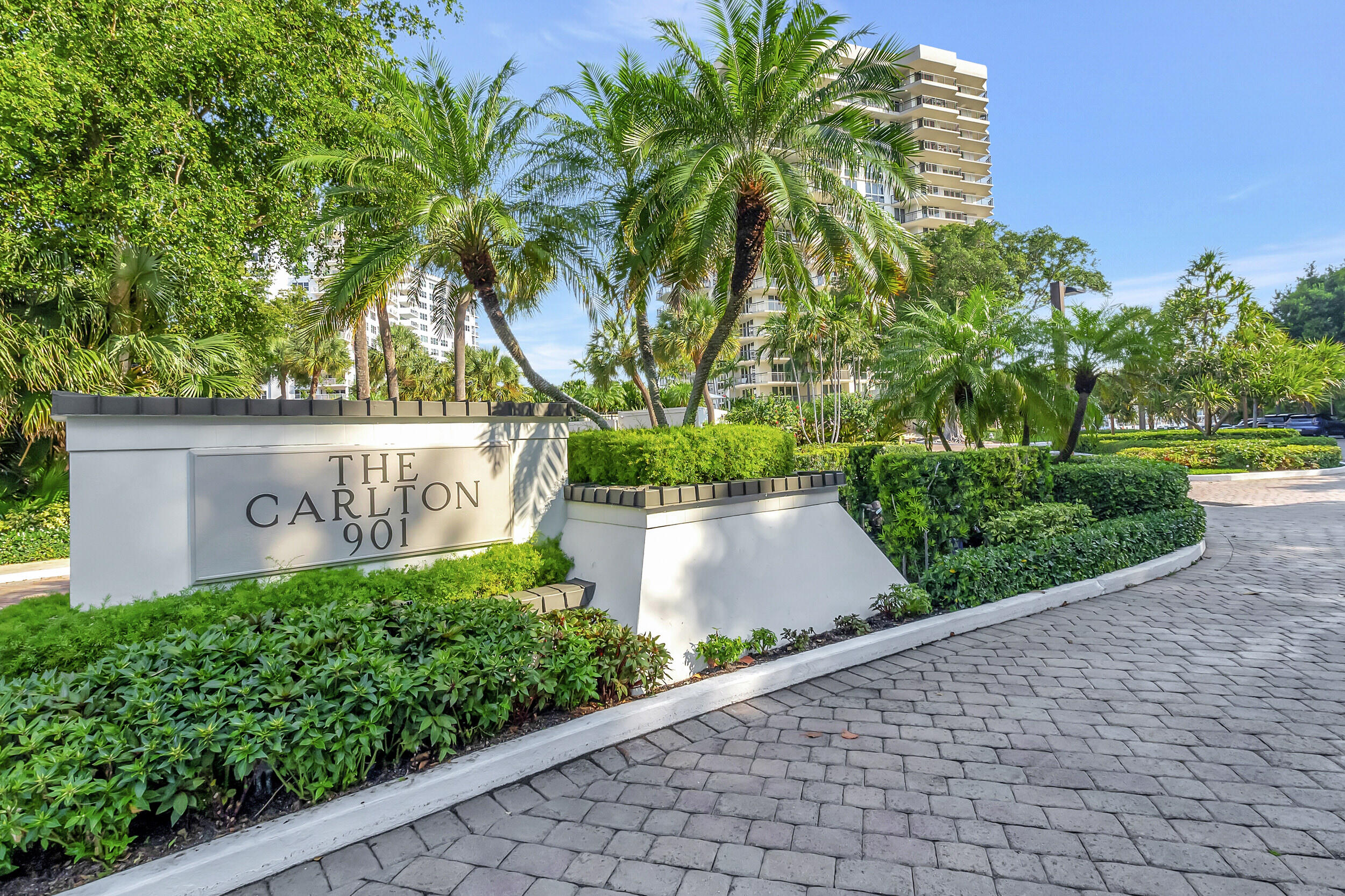 901 East Camino Real, Unit 5C Boca Raton, FL 33432 - Photo 4 of 68 ENTRANCE