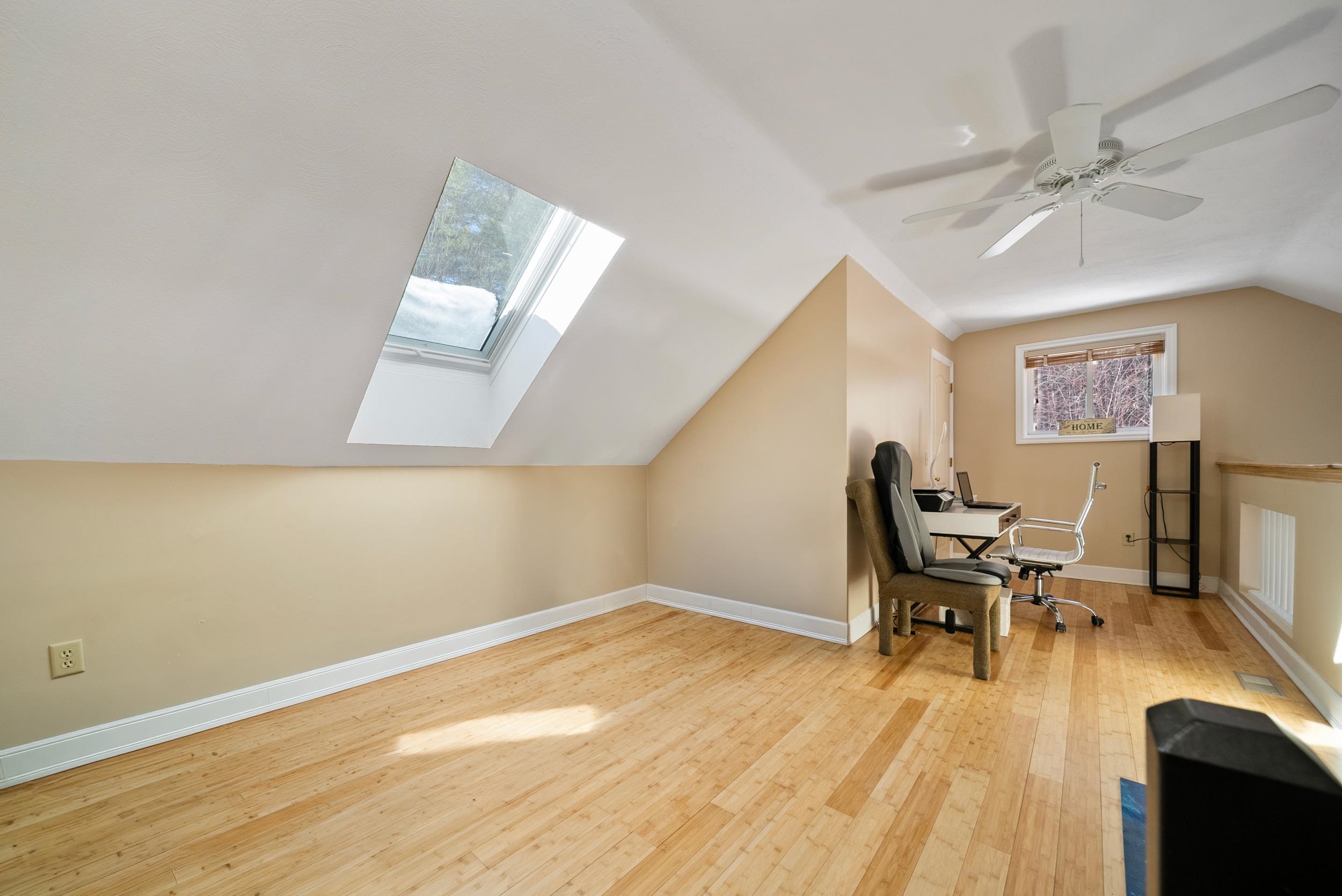 8 Standish Way, Unit 8 Amherst, NH 03031 - Photo 19 of 42