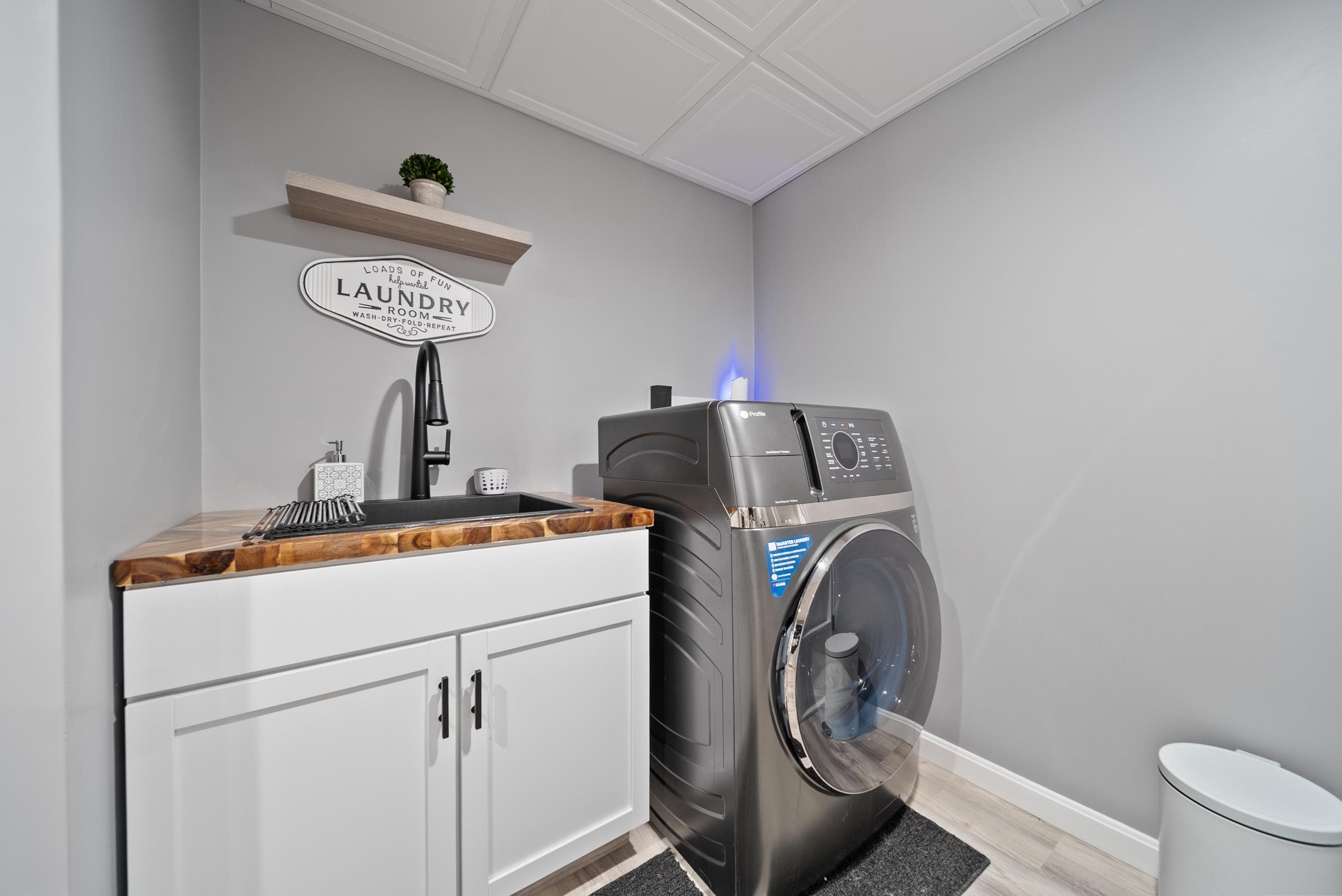 8 Standish Way, Unit 8 Amherst, NH 03031 - Photo 24 of 42