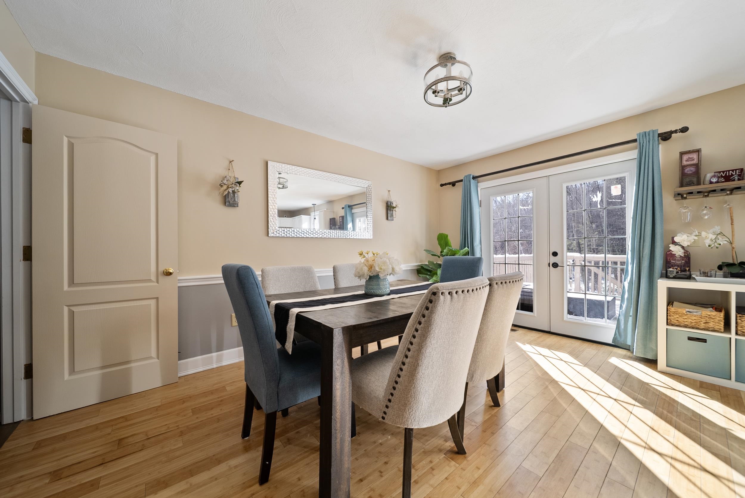 8 Standish Way, Unit 8 Amherst, NH 03031 - Photo 8 of 42