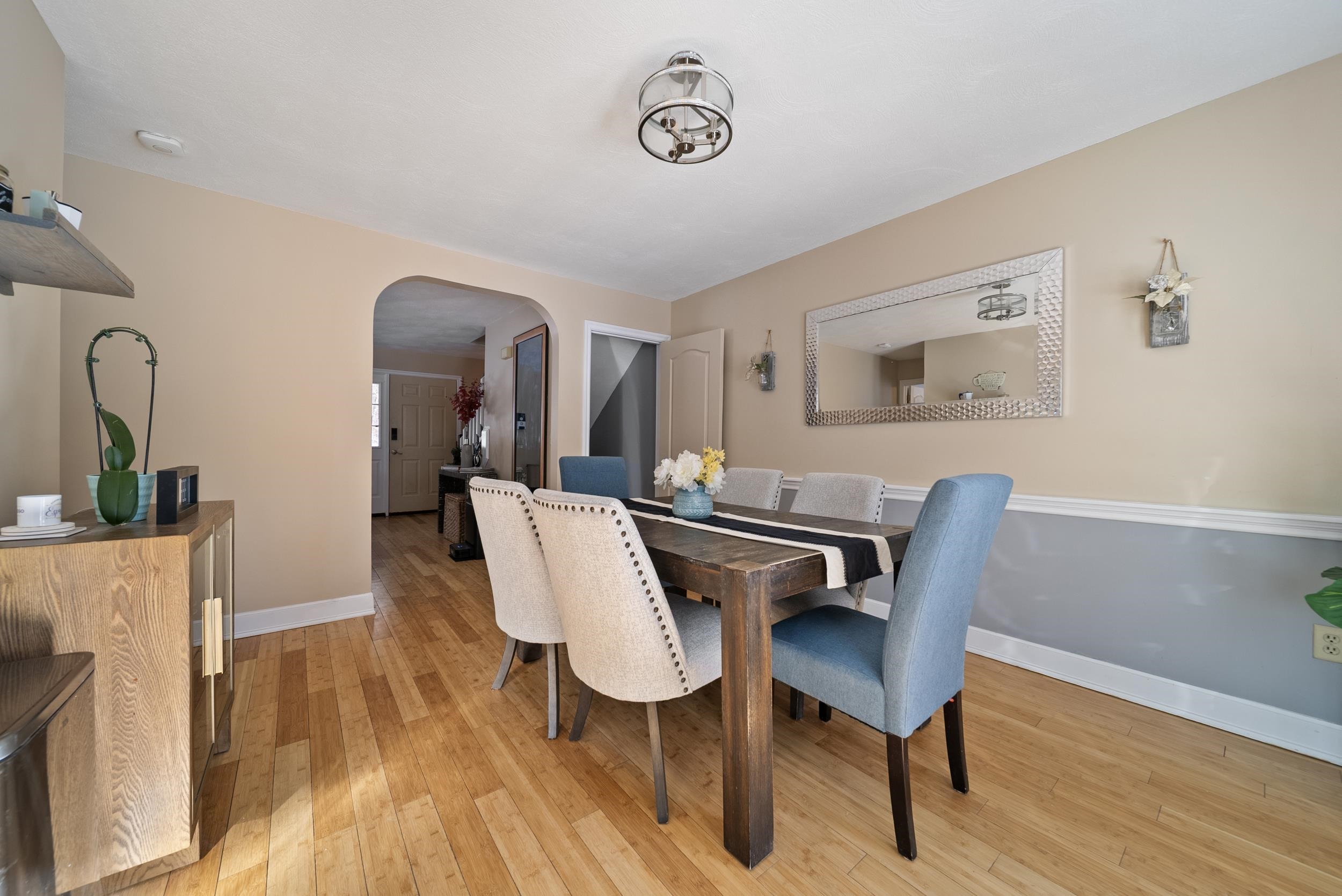 8 Standish Way, Unit 8 Amherst, NH 03031 - Photo 9 of 42