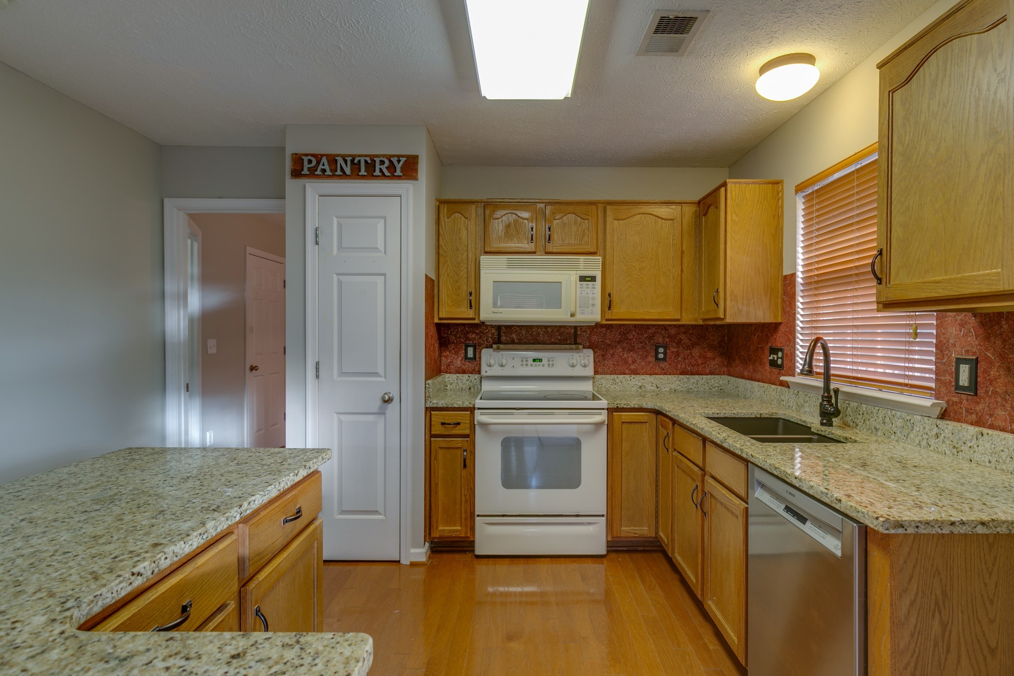 2012 McCrory Place Spring Hill, TN 37174 - Photo 9 of 32