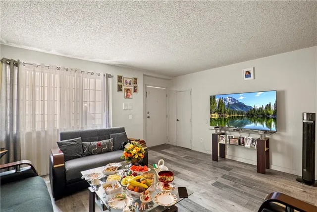 $3,250,000 | 10129 Commerce Avenue, Tujunga, CA 91042