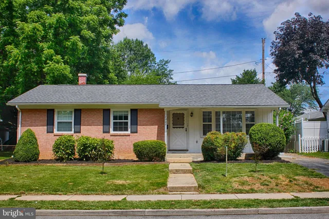 $2,650 | 1307 Taney Avenue, Frederick, MD 21702