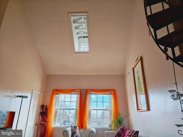 $484,999 | 3432 South Wakefield Street, Unit B1, Arlington, VA 22206