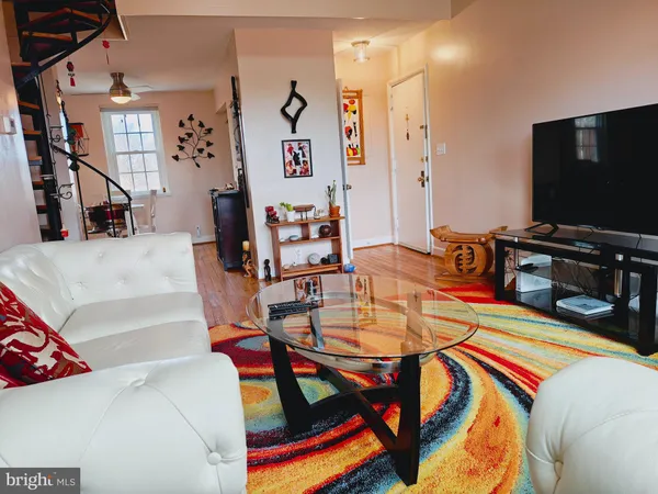 $484,999 | 3432 South Wakefield Street, Unit B1, Arlington, VA 22206