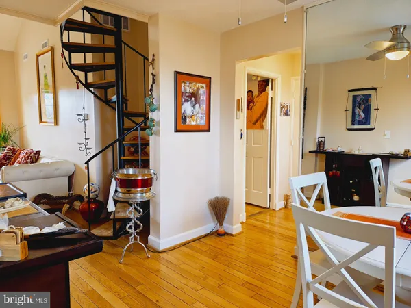 $484,999 | 3432 South Wakefield Street, Unit B1, Arlington, VA 22206