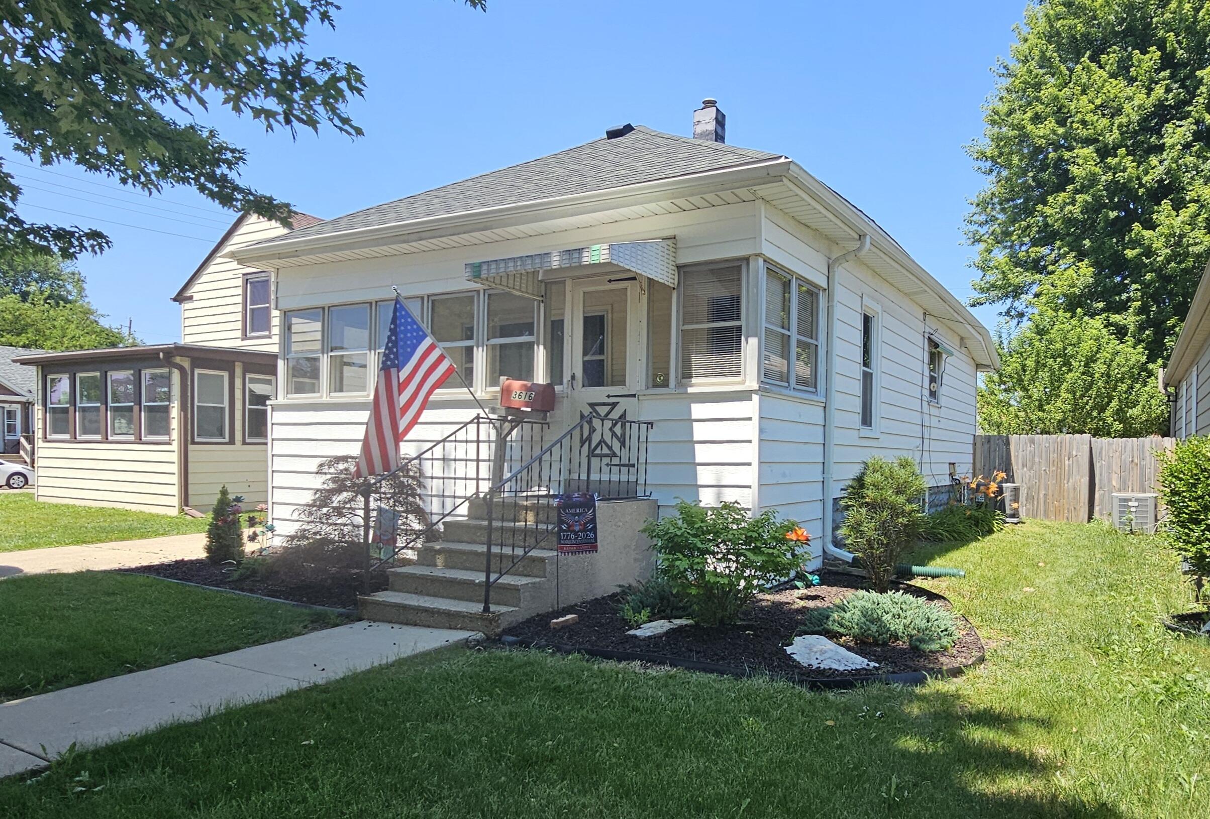 3616 75th Street Kenosha, WI 53142 - Photo 4 of 35 3616-75th St
