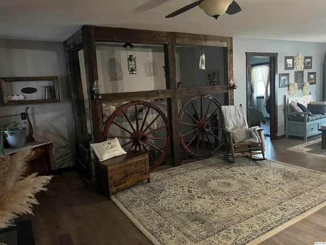 $310,000 | 1126 East Co Road 350, Sutter, IL 62373