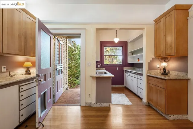 $1,648,000 | 1924 7th Avenue, Oakland, CA 94606