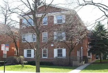$1,780 | 2602 Central Street, Unit 2D, Evanston, IL 60201