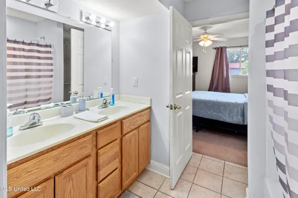 $169,500 | 1664 Beach Boulevard, Unit 92, Biloxi, MS 39531