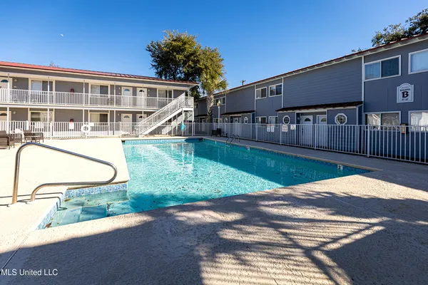 $169,500 | 1664 Beach Boulevard, Unit 92, Biloxi, MS 39531