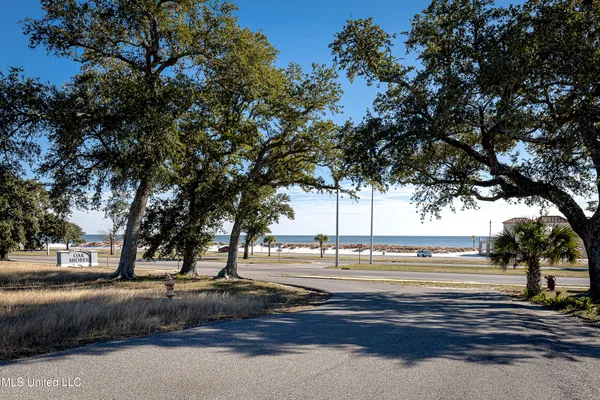 $169,500 | 1664 Beach Boulevard, Unit 92, Biloxi, MS 39531