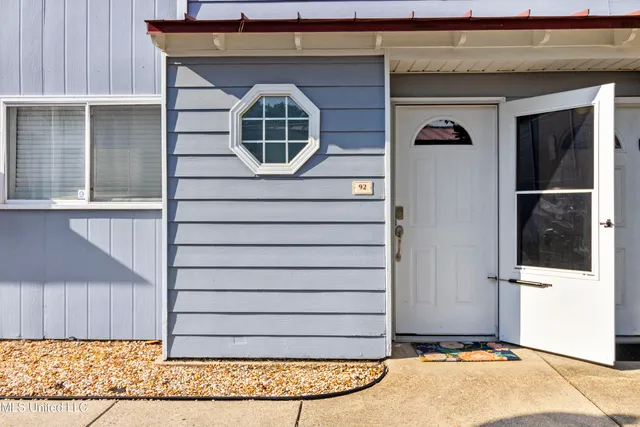 $169,500 | 1664 Beach Boulevard, Unit 92, Biloxi, MS 39531