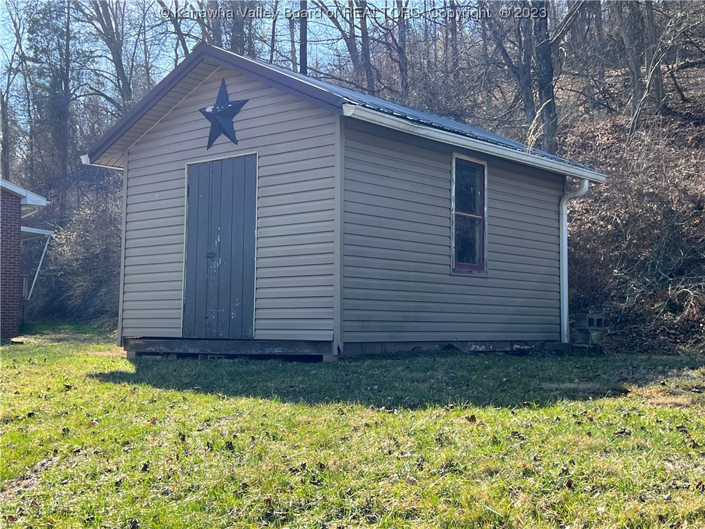 490 New Stone Ridge Road Ripley, WV 25271 - Photo 7 of 24 Gallery Image 7