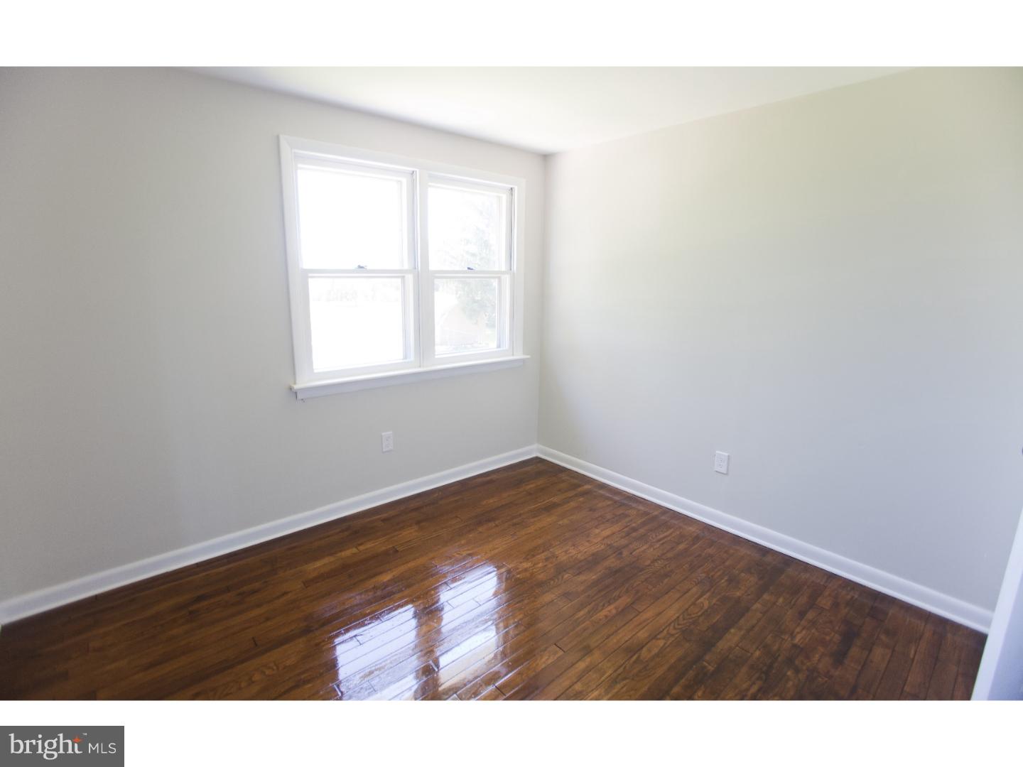722 Ridgeview Drive Telford, PA 18969 - Photo 11 of 18