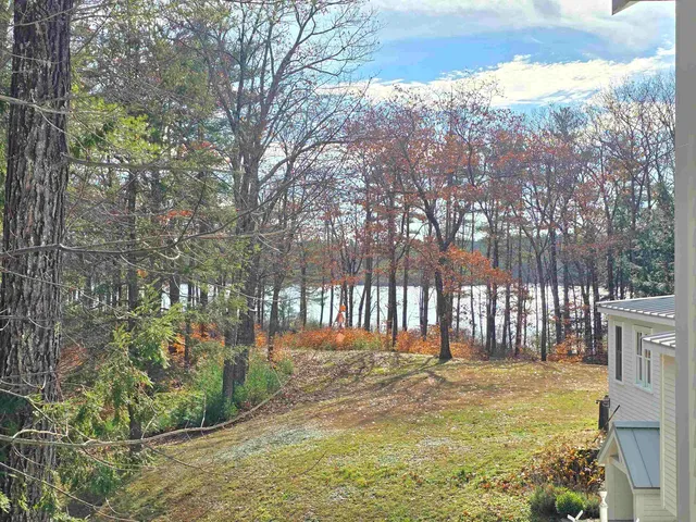 $2,200 | 383 Birch Hill Road, New Durham, NH 03855