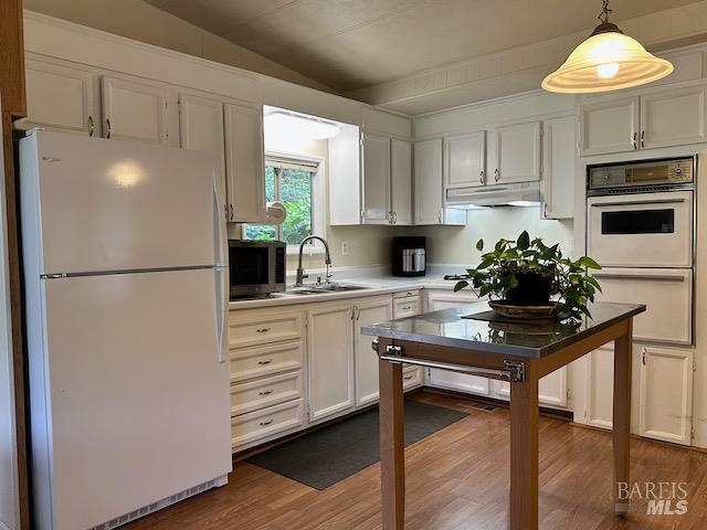 31 Springhill Court Santa Rosa, CA 95409 - Photo 11 of 29