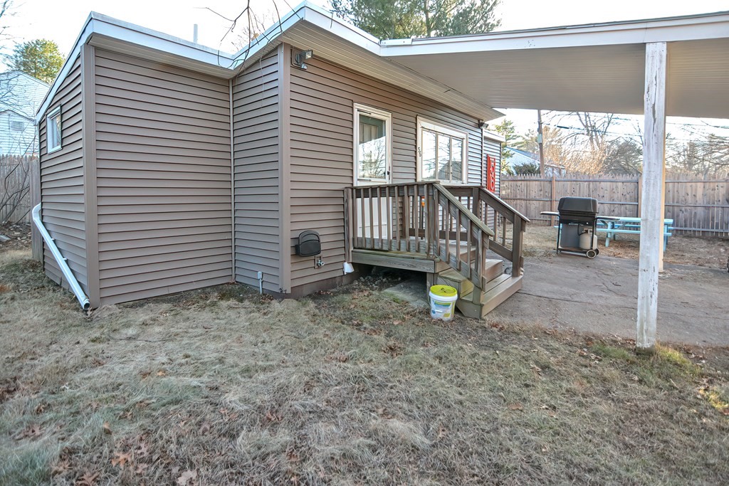 56 South Shore Road Holbrook, MA 02343 - Photo 2 of 24