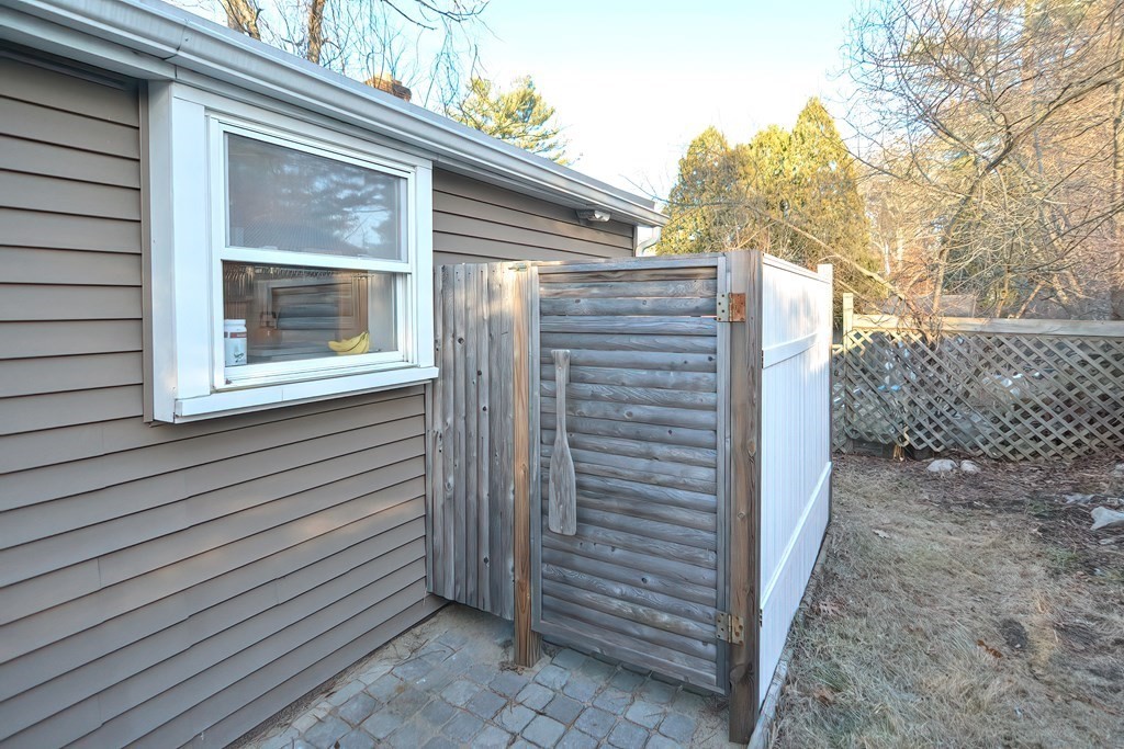 56 South Shore Road Holbrook, MA 02343 - Photo 7 of 24