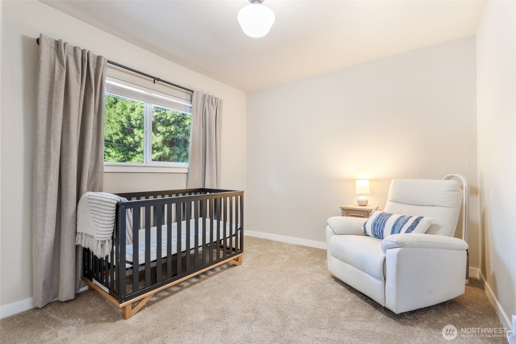 3718 Dyes Inlet Road Northwest Bremerton, WA 98312 - Photo 21 of 31 Gallery Image 21