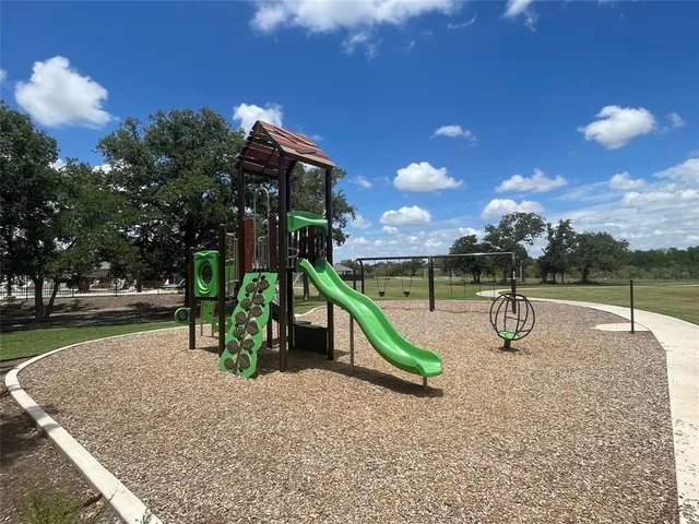 $1,895 | 66 Bent Trl Lane, Georgetown, TX 78628