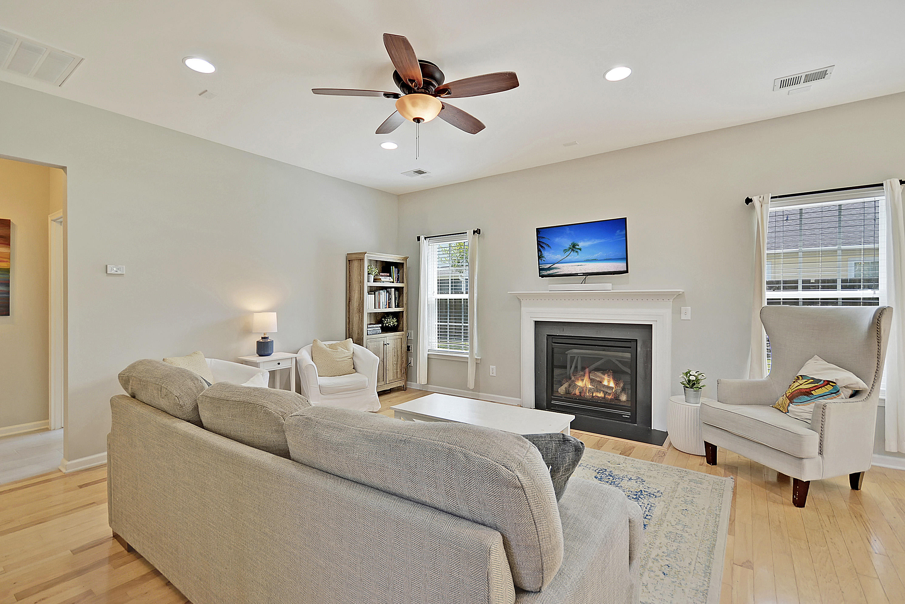 105 Tea Farm Way Wando, SC 29492 - Photo 3 of 35 Living Room
