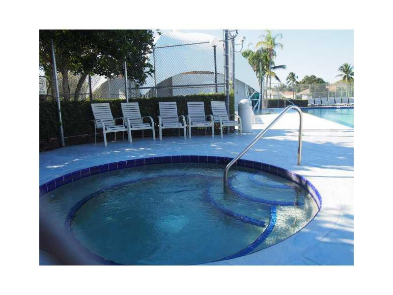 21613 Yellowstone Park Drive Boca Raton, FL 33428 - Photo 31 of 35 Hot Tub/Sauna